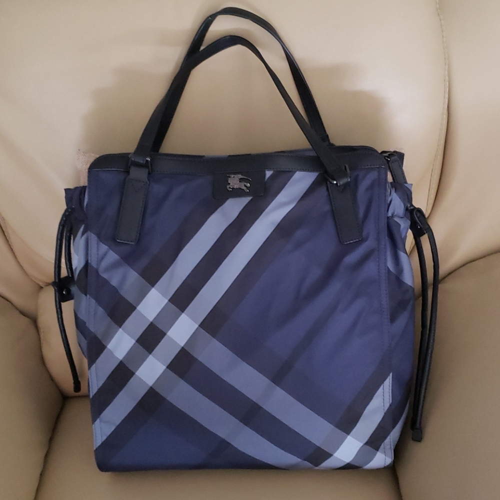 100% Authentic Burberry